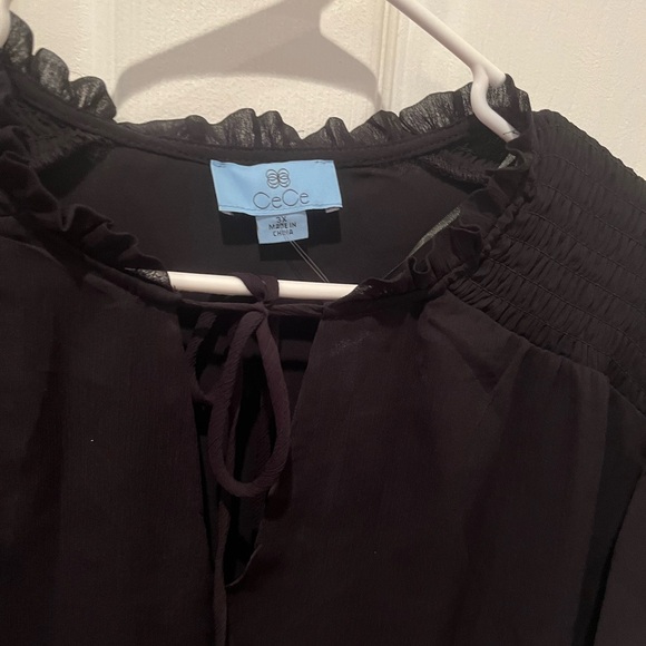 NWT Black womens top - Picture 3 of 3